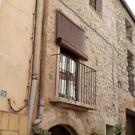 Ca L'helena * Ulldemolins